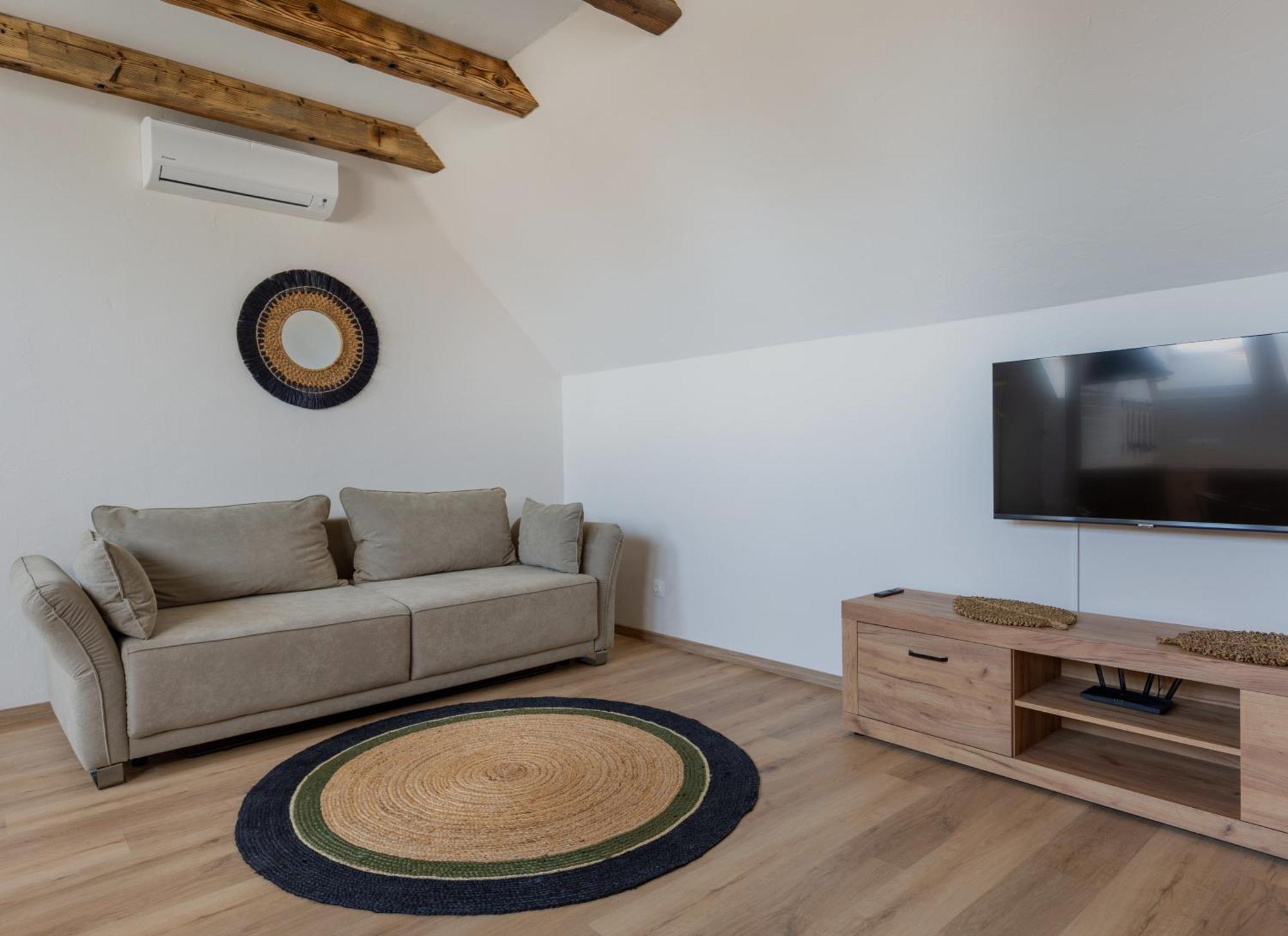 Appartement Tulipan Haz Gyál Extérieur photo